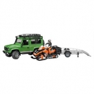 Land Rover Defender met trailer Bworld