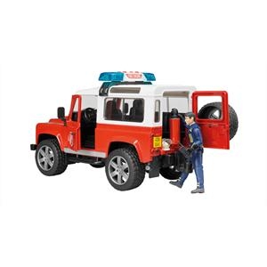 Land Rover Defender brandweerauto met brandweerman test