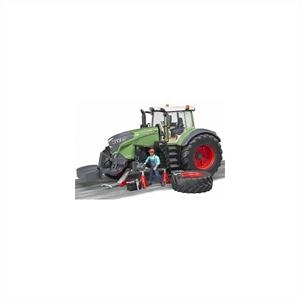 Fendt 1050 Vario met monteur en accessoires Bruder test